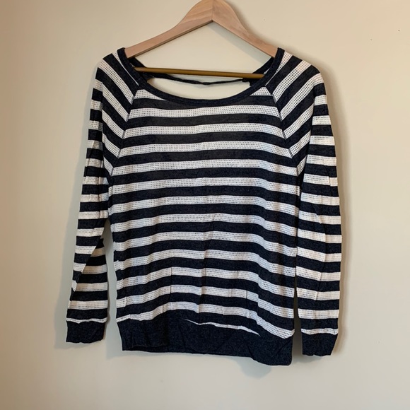 Alo Stripe Post Yoga Lightweight Sweatshirt - Picture 1 of 4